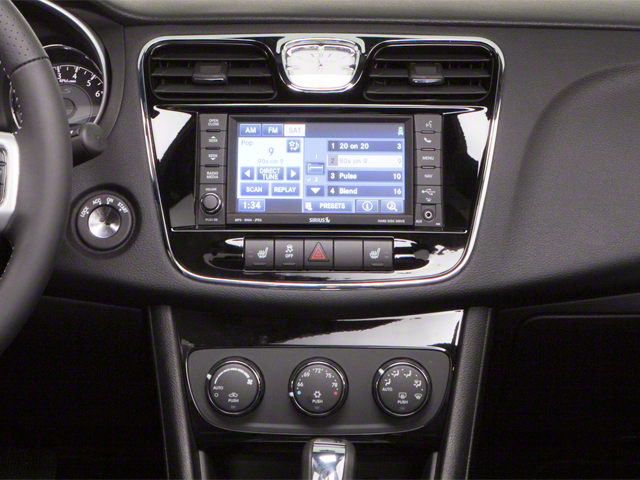 2012 Chrysler 200 Touring