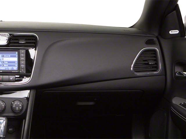 2012 Chrysler 200 Touring