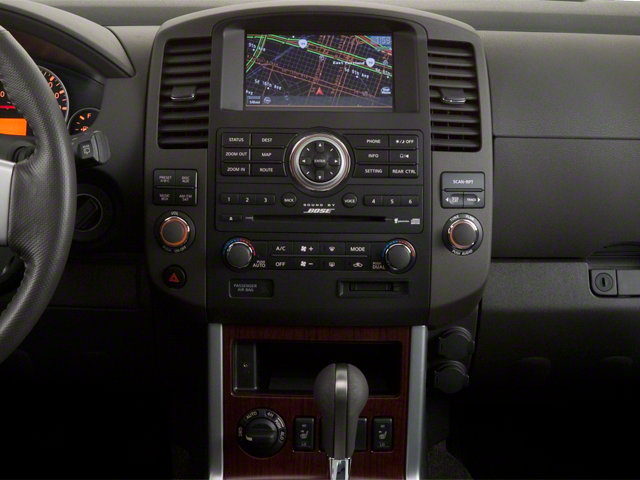 2012 Nissan Pathfinder Silver Edition