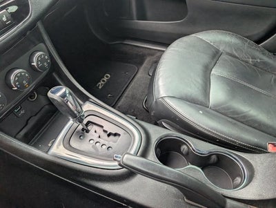 2013 Chrysler 200 Limited