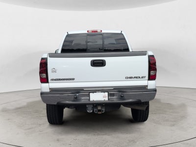 2005 Chevrolet Silverado 2500HD LS