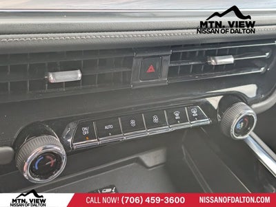 2025 Chevrolet Suburban LT