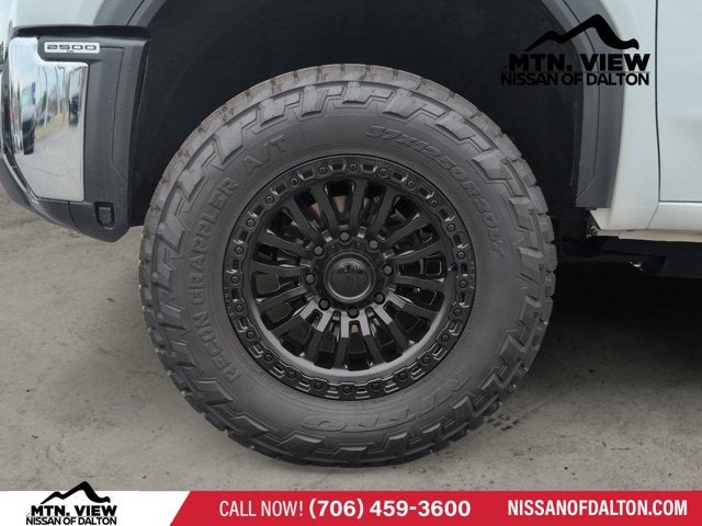 2025 GMC Sierra 2500HD Pro