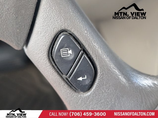 2003 Cadillac Escalade Base