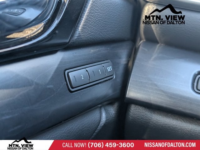 2023 Nissan Maxima Platinum