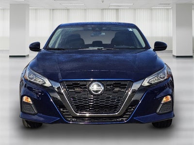 2020 Nissan Altima 2.0 SR