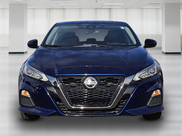2020 Nissan Altima 2.0 SR