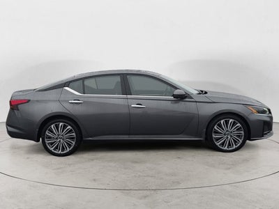 2025 Nissan Altima SL