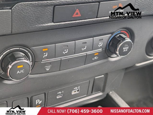 2023 Nissan Frontier SV
