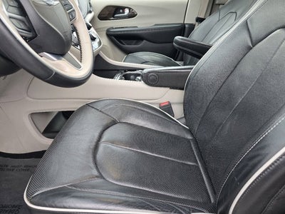 2021 Chrysler Pacifica Base