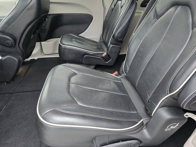 2021 Chrysler Pacifica Base