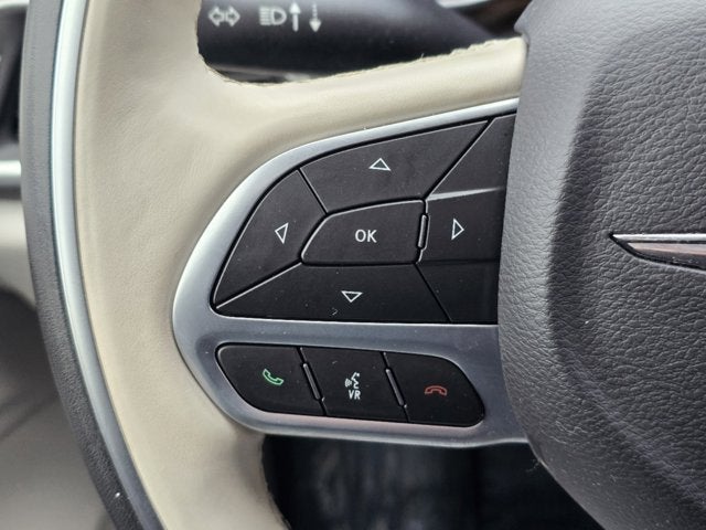 2021 Chrysler Pacifica Base