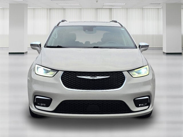 2021 Chrysler Pacifica Base