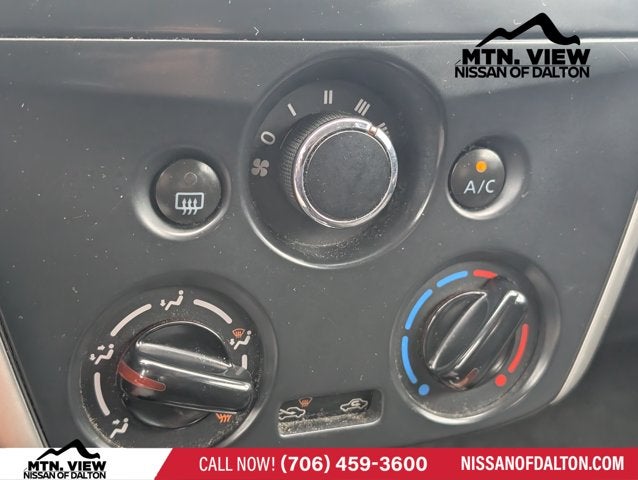 2016 Nissan Versa SV