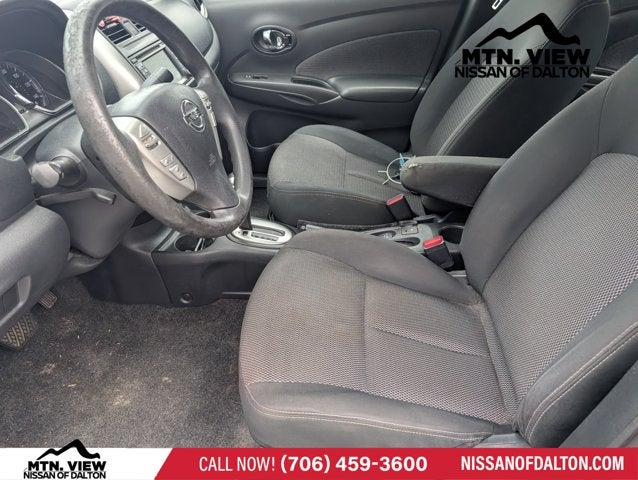 2016 Nissan Versa SV