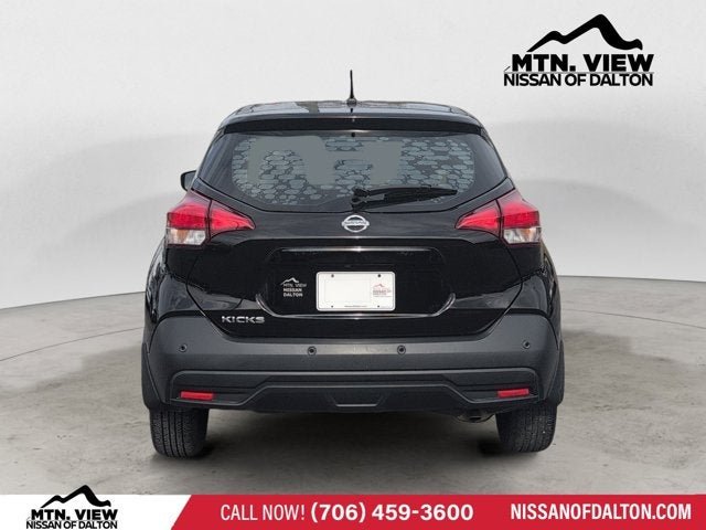 2020 Nissan Kicks S