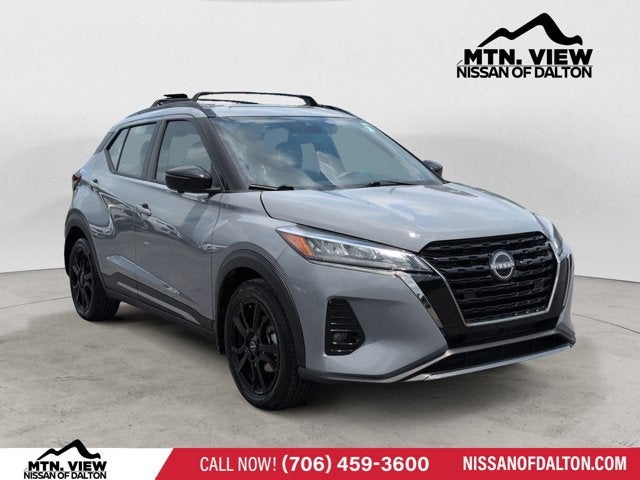 2023 Nissan Kicks SR