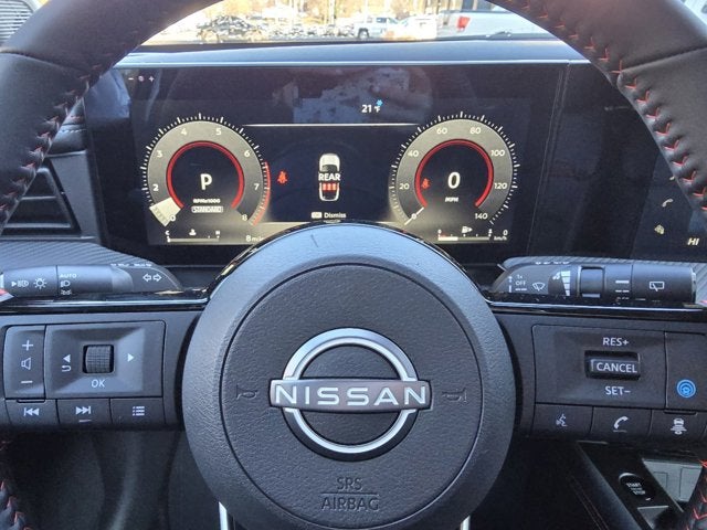 2025 Nissan Kicks SR