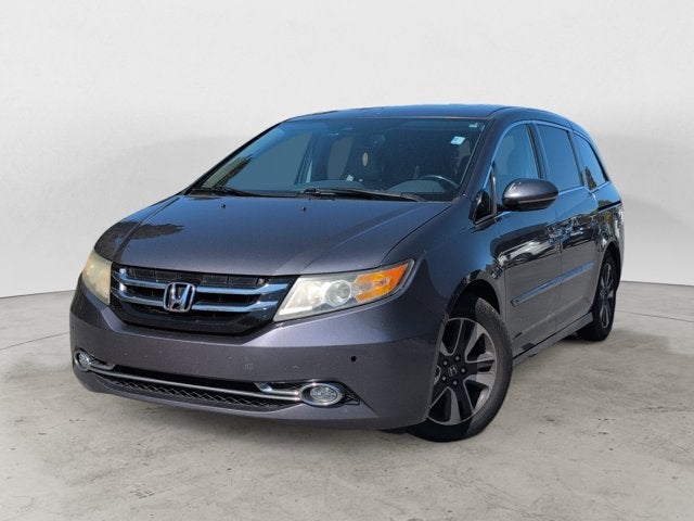 Used 2015 Honda Odyssey Touring Elite with VIN 5FNRL5H94FB105827 for sale in Dalton, GA