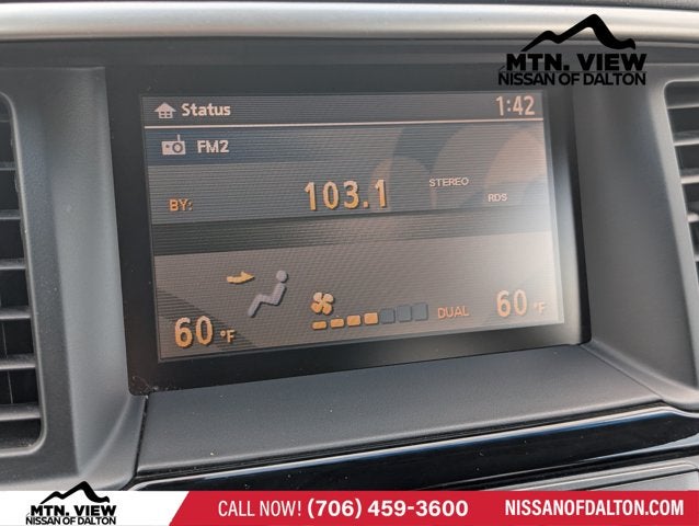 2016 Nissan Pathfinder SV