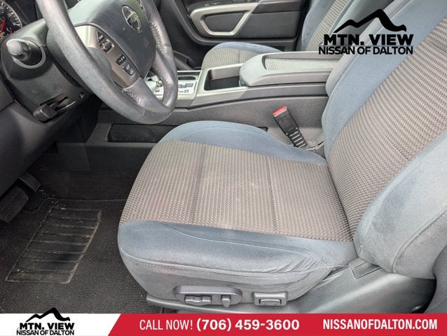 2015 Nissan Armada SV