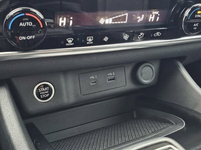 2023 Nissan Rogue Base