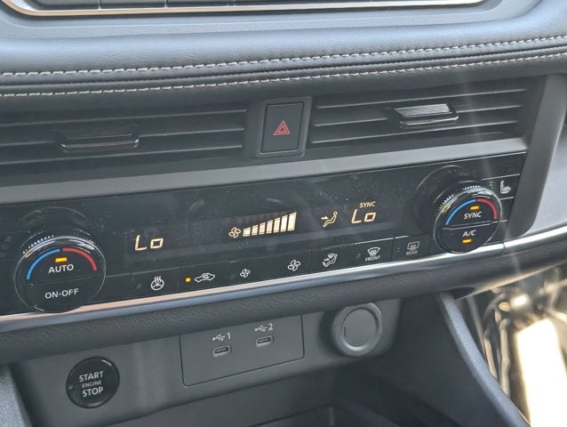 2027 Nissan Rogue SV