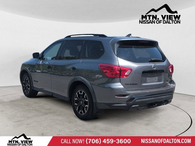 2019 Nissan Pathfinder SL