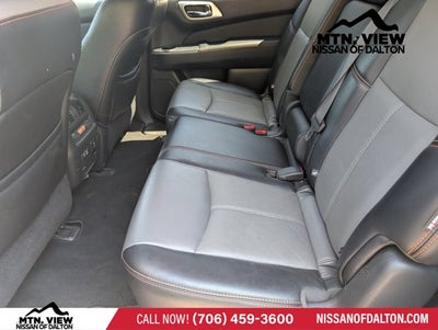 2019 Nissan Pathfinder SL