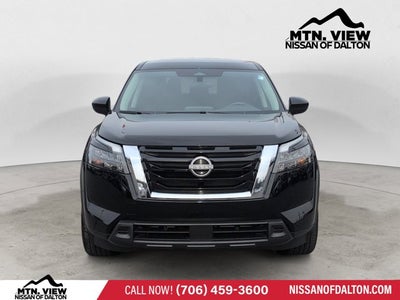 2025 Nissan Pathfinder S