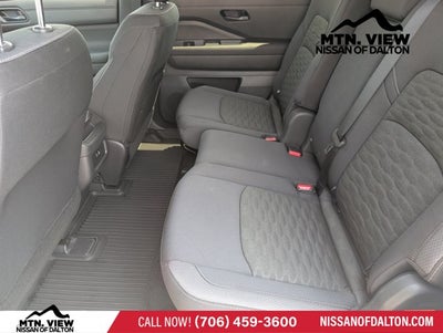 2025 Nissan Pathfinder S