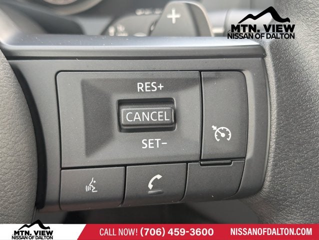 2025 Nissan Pathfinder S