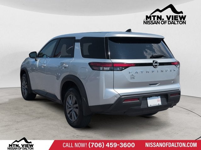 2025 Nissan Pathfinder S