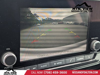 2025 Nissan Pathfinder SV