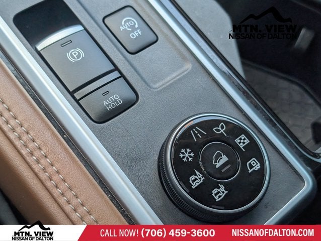 2024 Nissan Pathfinder Platinum
