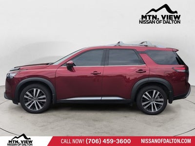 2024 Nissan Pathfinder Platinum