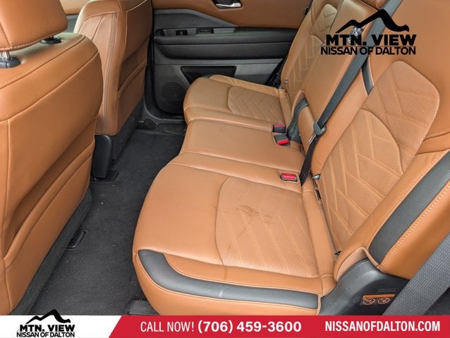 2024 Nissan Pathfinder Platinum