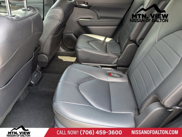 2024 Toyota Highlander XLE
