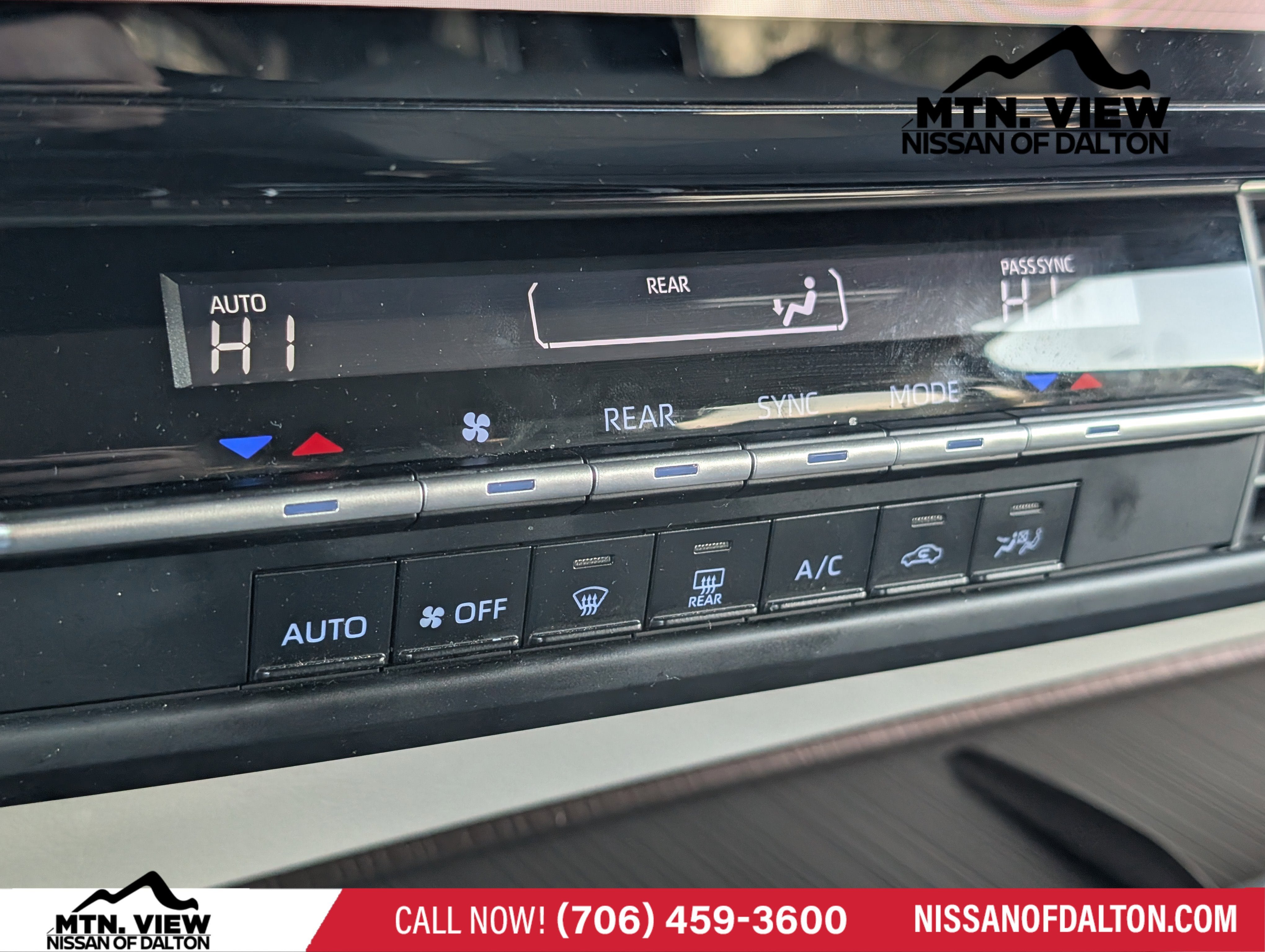 2022 Toyota Sienna LE