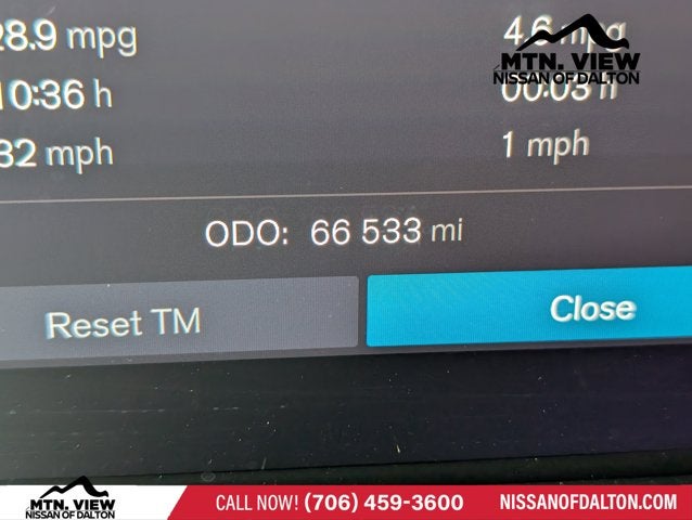 2024 Volvo S60 Core Dark Theme