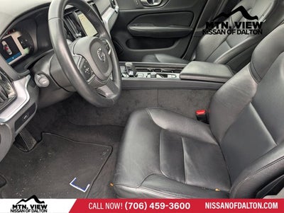 2024 Volvo S60 Core Dark Theme