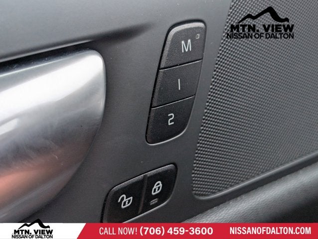 2024 Volvo S60 Core Dark Theme
