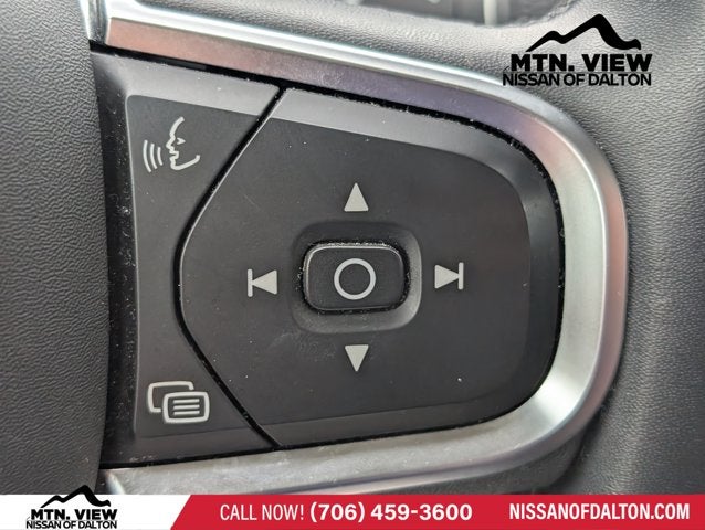 2024 Volvo S60 Core Dark Theme