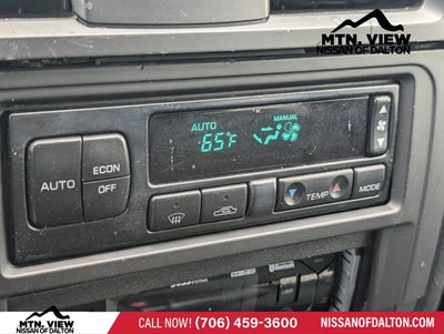 2001 Nissan Pathfinder LE