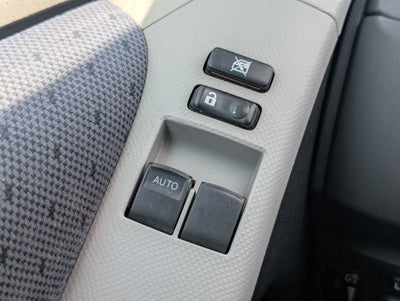 2010 Toyota Yaris Base