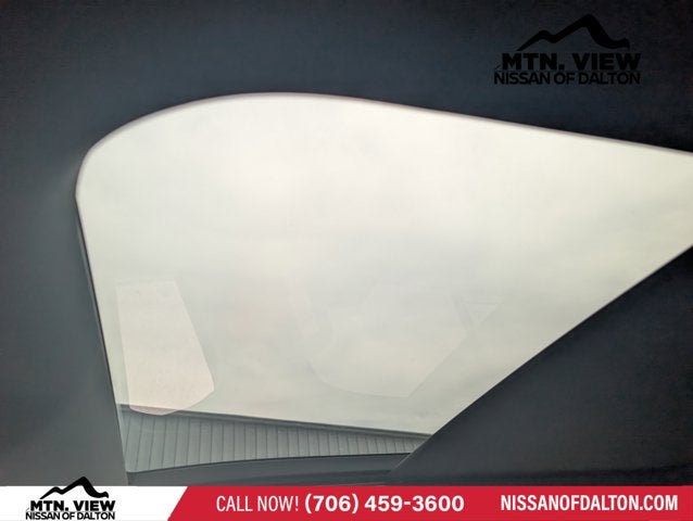 2025 Land Rover Defender S