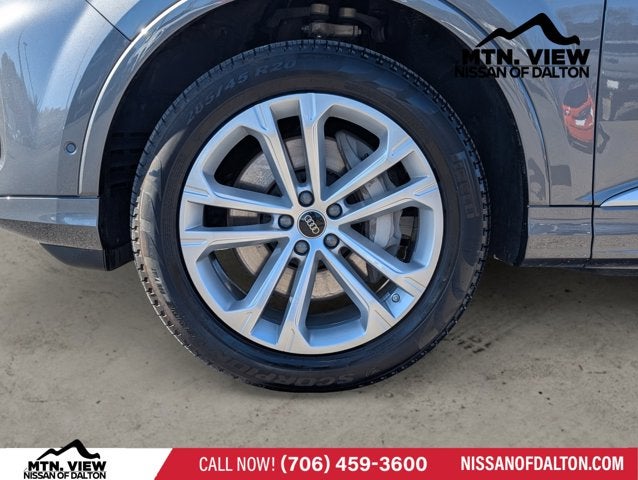 2025 Audi Q7 Premium Plus