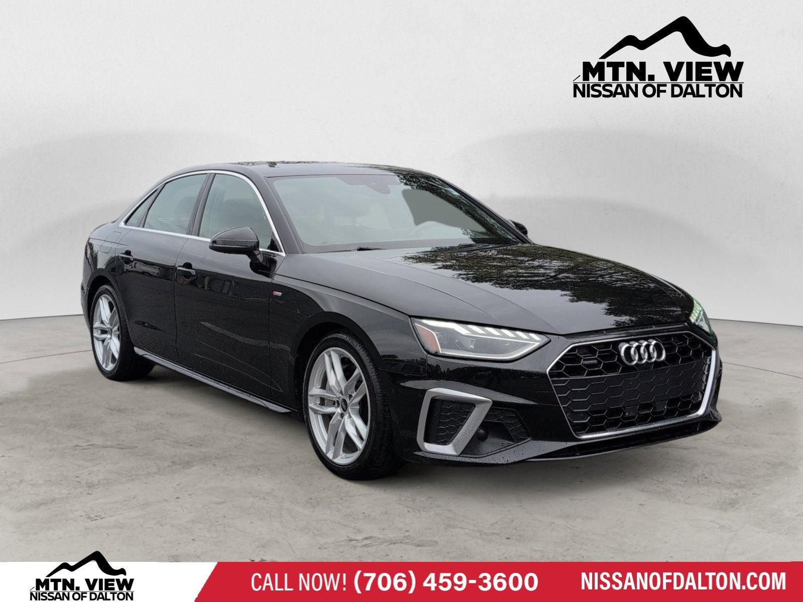 2022 Audi A4 Sedan S line Premium Plus