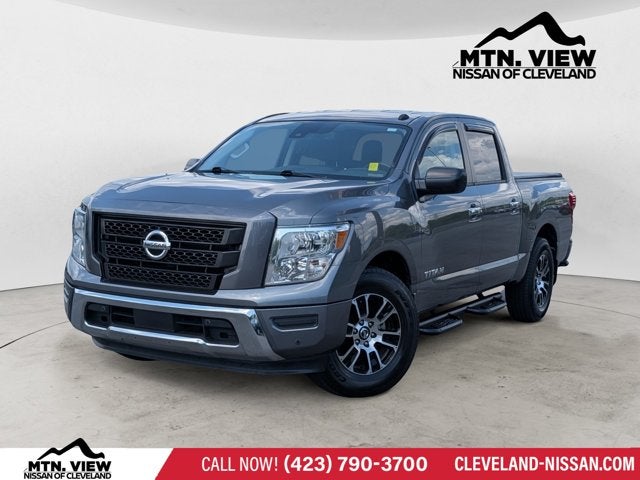 2021 Nissan Titan SV