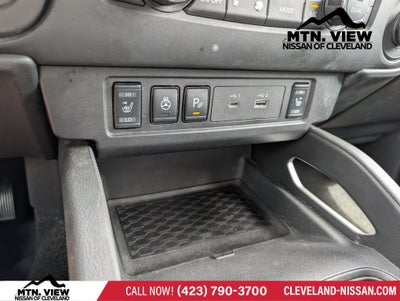 2024 Nissan Frontier SV